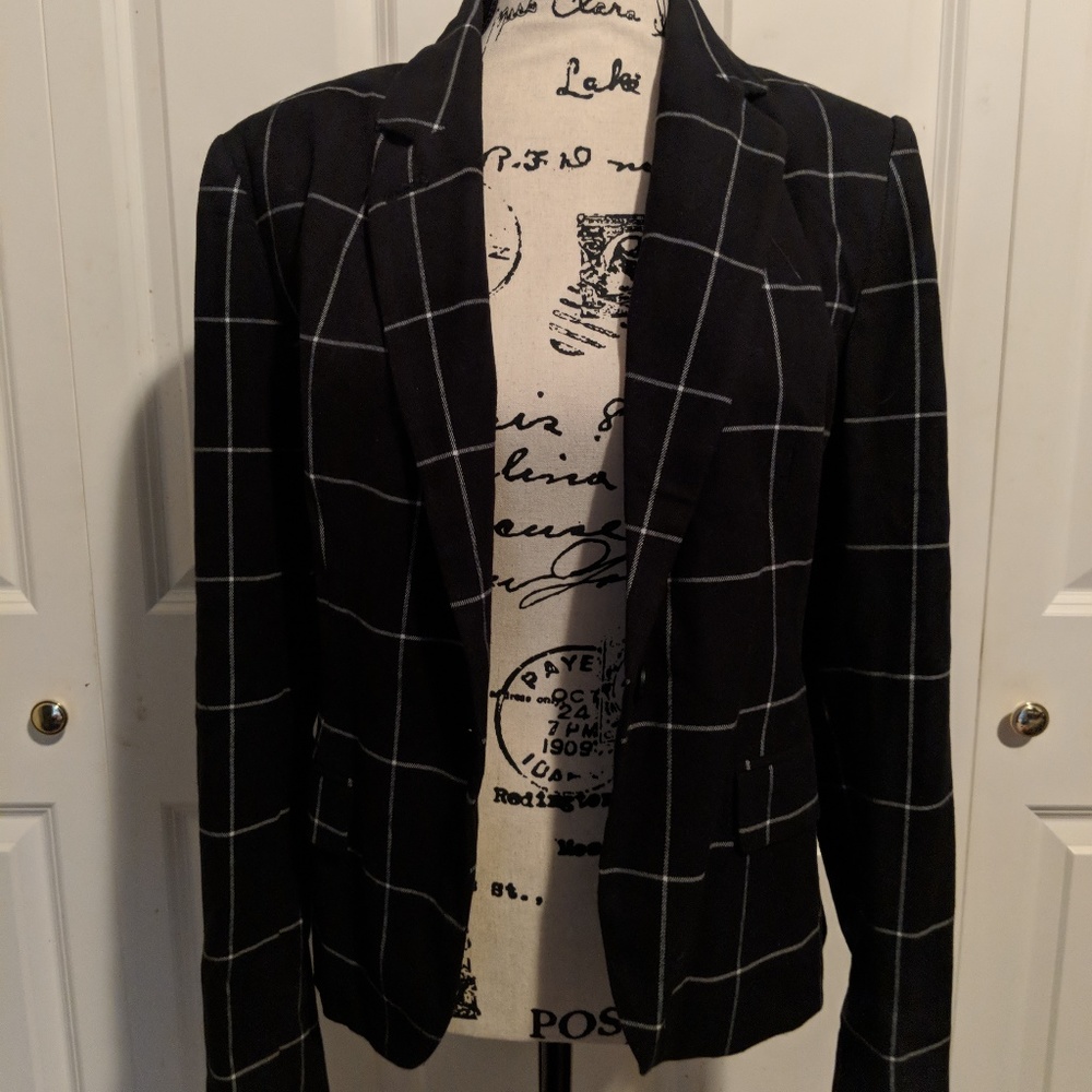 Black & White Plaid Striped Blazer